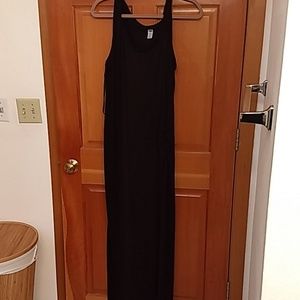 Maternity maxi dress